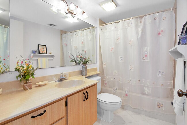 Building Photo - 301 Ocean Bluffs Blvd