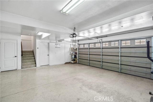 Building Photo - 1128 Huntington Dr
