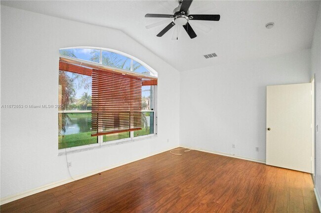 Building Photo - 1840 NW 78th Ave
