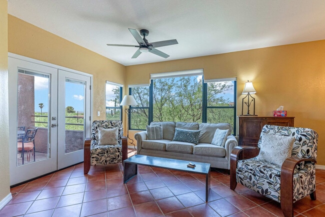 Building Photo - 6655 N Canyon Crest Dr