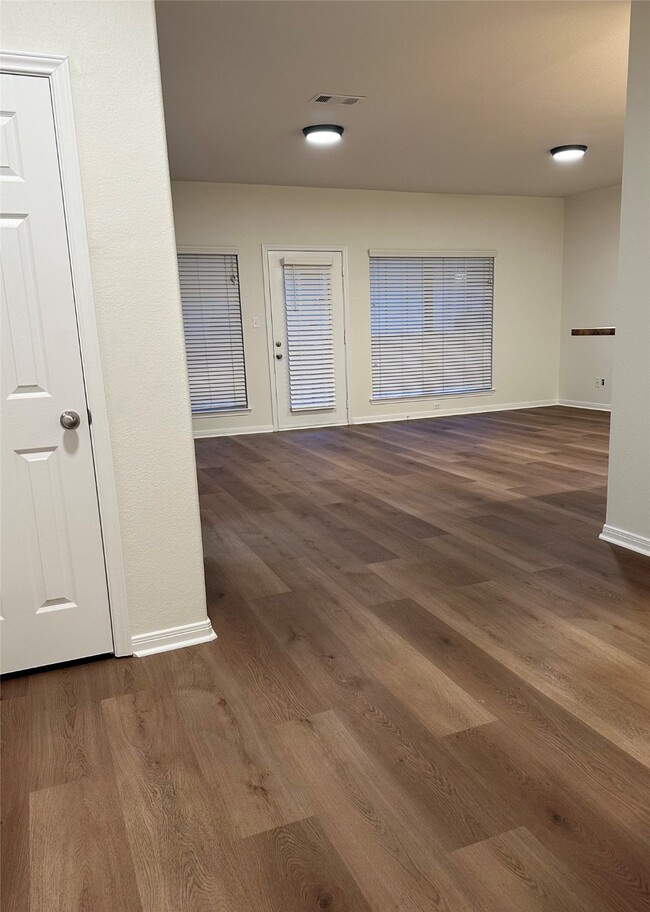 Building Photo - 176 Binnacle Ct