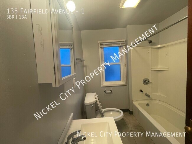 Building Photo - 135 Fairfield Ave