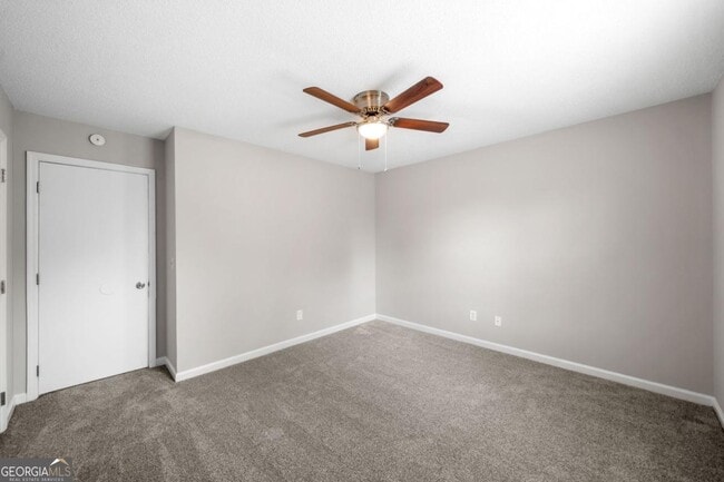 Building Photo - 112 Woodberry Ct