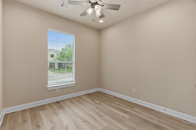 Building Photo - 7436 Bonniebrook Dr