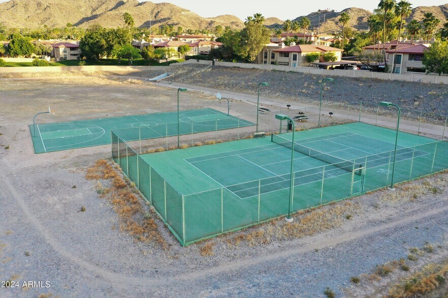 Building Photo - 10410 N Cave Creek Rd