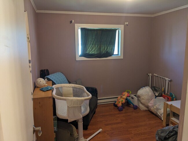 Building Photo - Cherry St Duplex