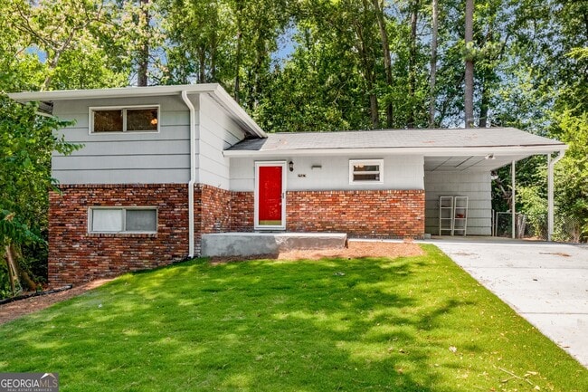 Building Photo - 2563 Beverly Hills Dr