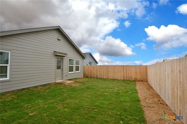 Building Photo - 776 Bullsnake Trl