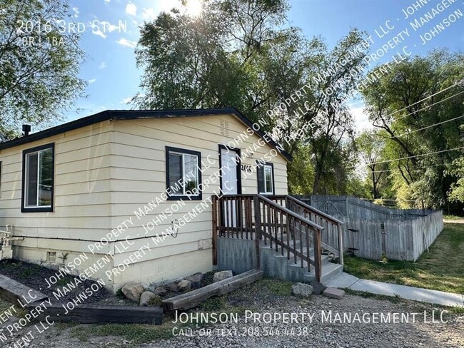 Building Photo - 2016 3rd St N