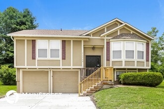 Building Photo - 11712 Crystal Dr