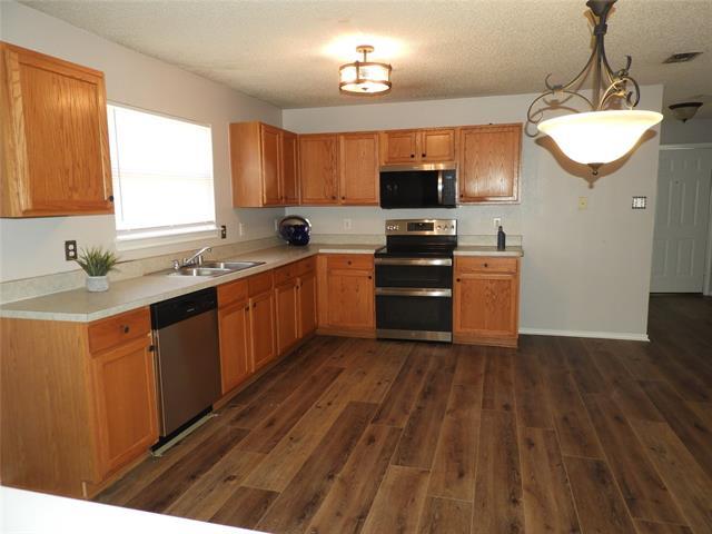 Building Photo - 2604 Lookout Dr
