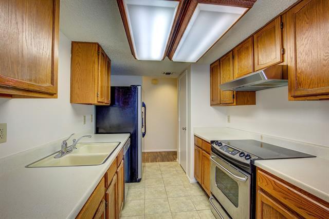 Building Photo - 6406 Springfield Dr