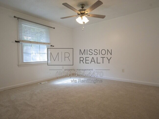 Building Photo - 5007 Glen Tara Dr