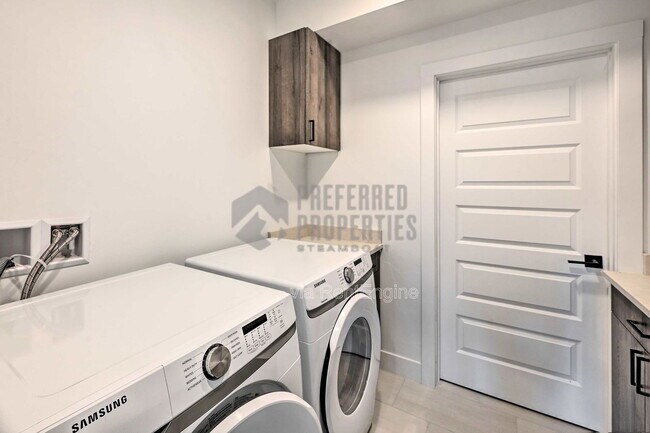 Building Photo - 30610 Boot Ct