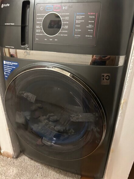 Washer Dryer Combo Unit. Inside apartment - 8729 N Wisner St