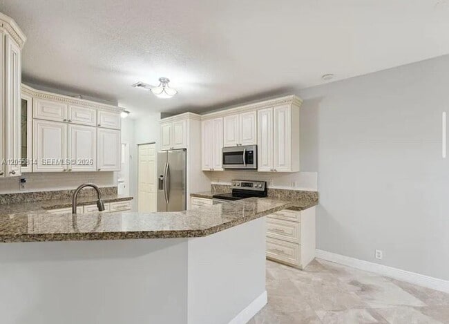 Building Photo - 975 Amy Ridge Ct