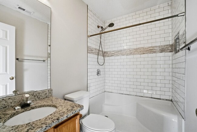 Building Photo - 2322 Pesca Ln