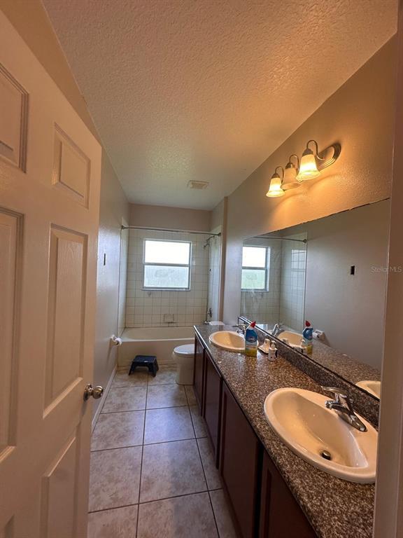 Building Photo - 4028 Marina Isle Dr