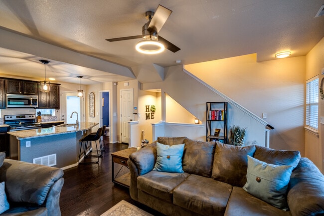 Building Photo - 4759 Iron Horse Villas Point