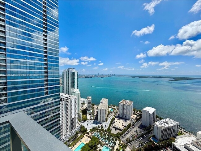Building Photo - 1451 Brickell Ave