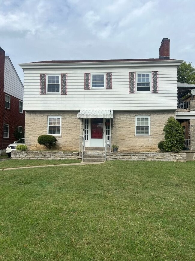 Building Photo - 5214 Sidney Rd