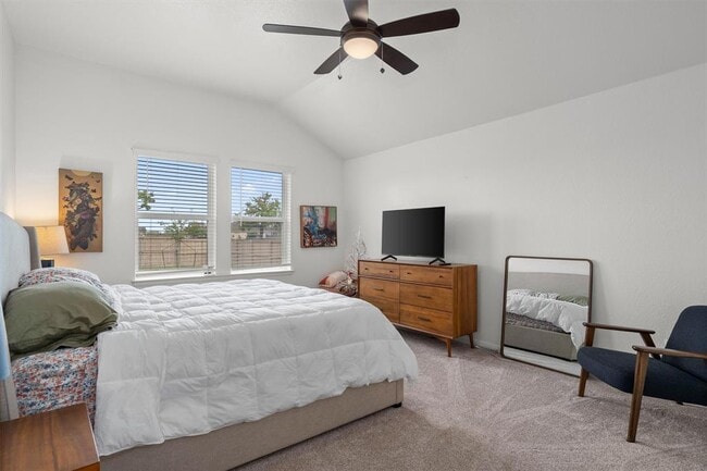 Building Photo - 114 Patrick Herndon Dr