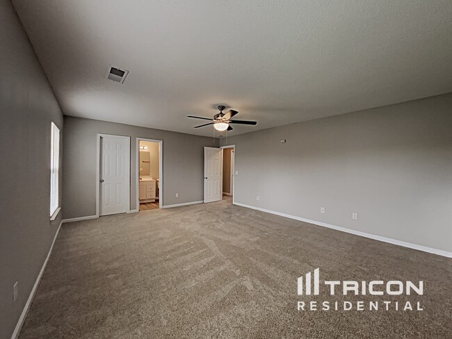 Building Photo - 141 Grafton Ln