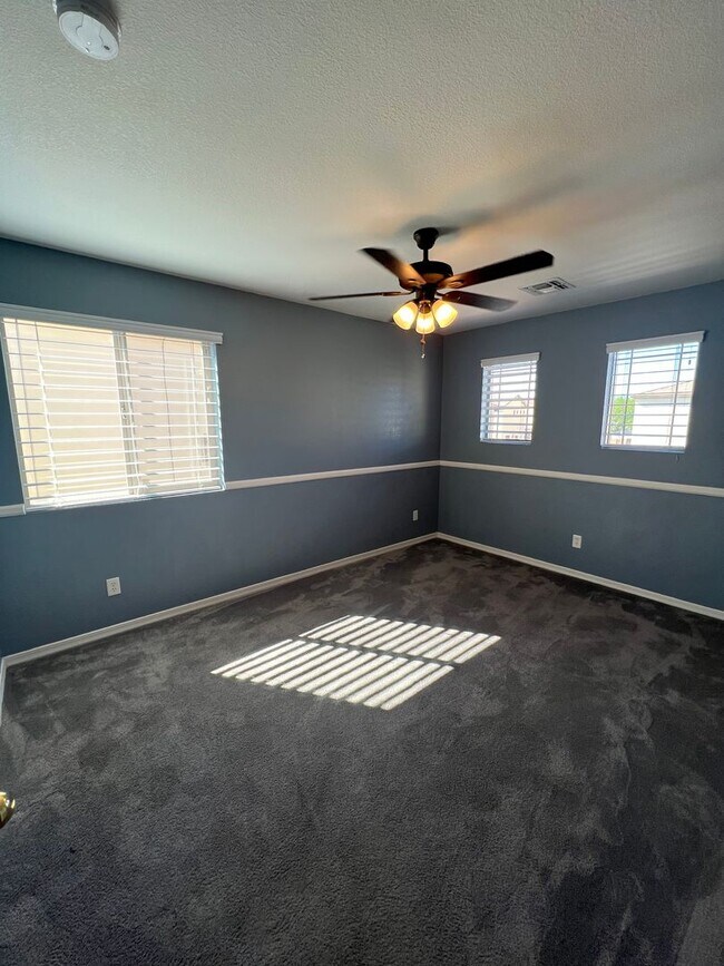 Building Photo - 3 Bedroom - 2 story home in Rancho Sahuarita