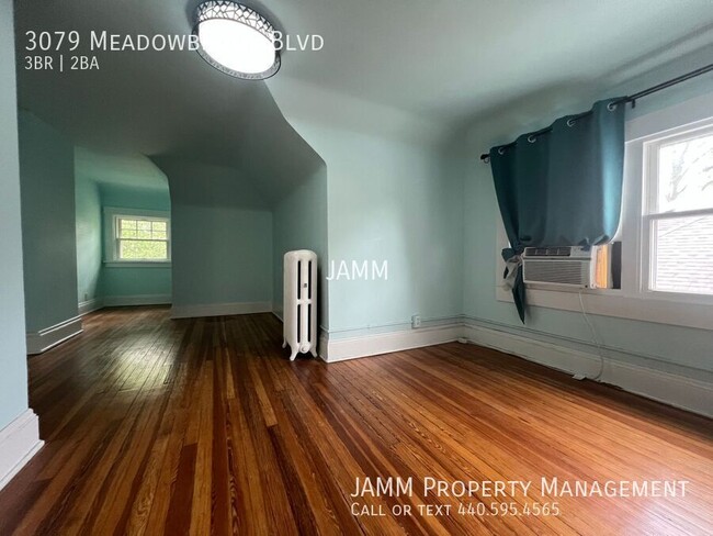 Building Photo - 3079 Meadowbrook Blvd