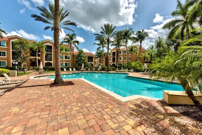 Building Photo - Furnished condo at Reserve of Naples