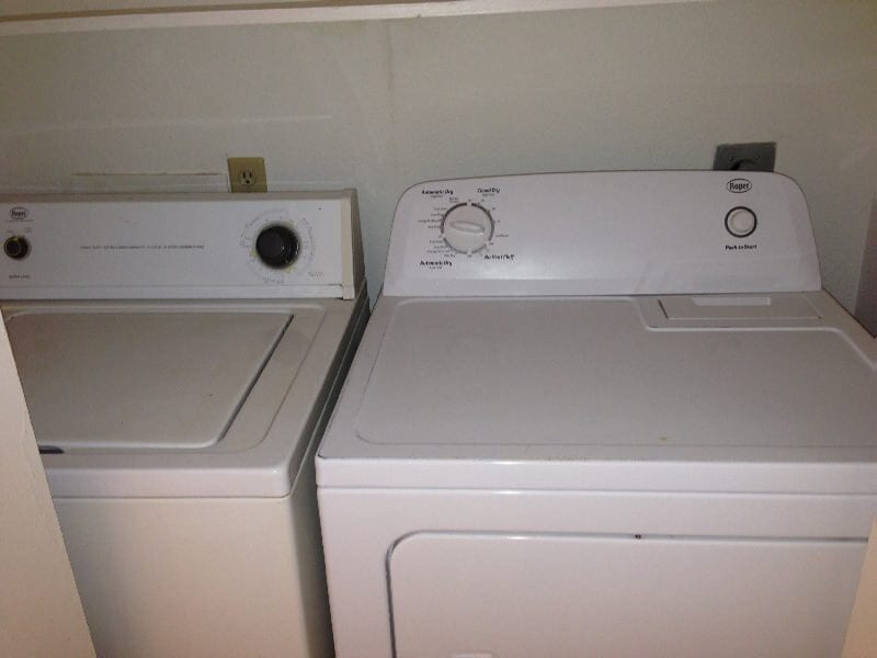 Full-size washer & dryer - 8201 Richmond Ave