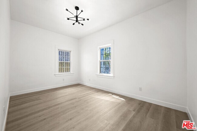 Building Photo - 1246 N Formosa Ave