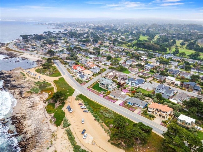 Building Photo - 1267 Ocean View Blvd