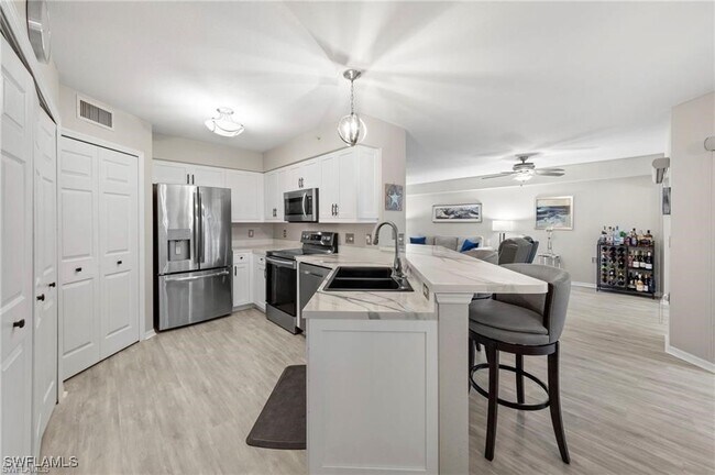 Building Photo - 15495 Cedarwood Ln