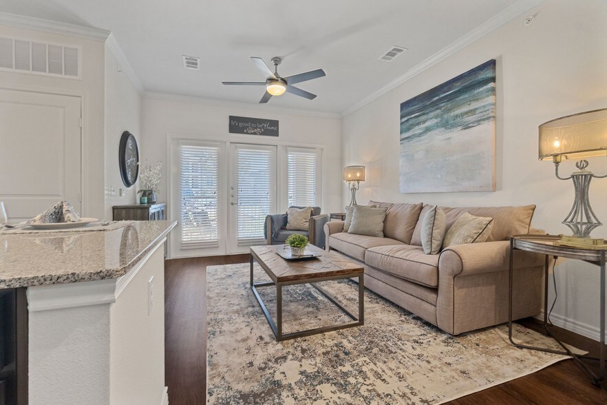 Building Photo - Auberge of Burleson