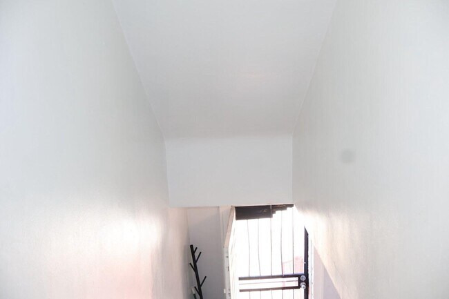 Building Photo - 15840 Indiana St