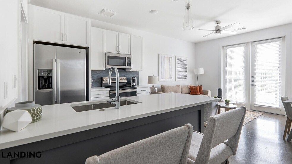 Building Photo - 5511 Caprock Smt Dr