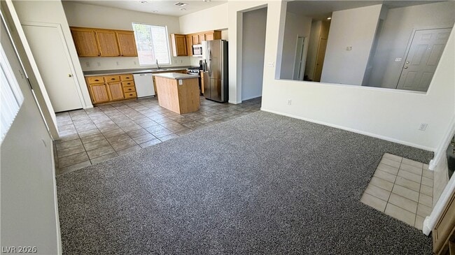 Building Photo - 2424 Predera Ave
