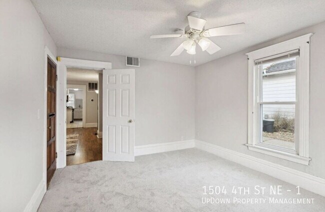 Building Photo - 1504 4th St NE