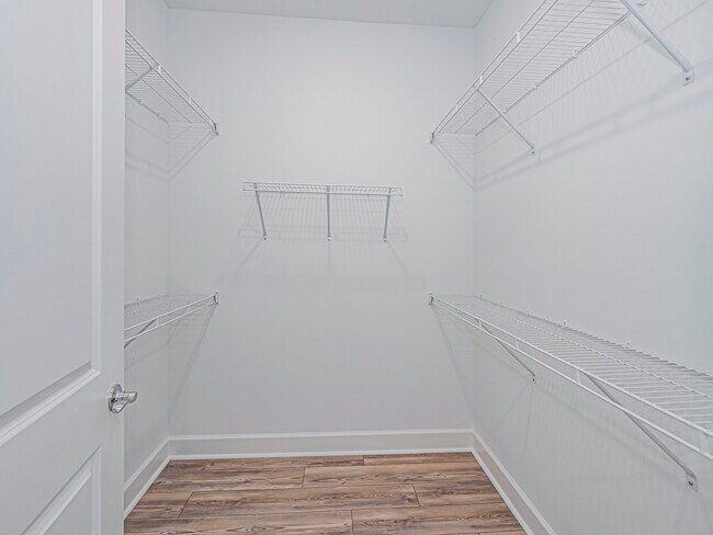 Building Photo - 4487 Nautilus Cir