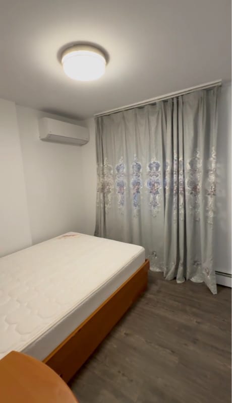 Building Photo - 45-36-4204 204th St