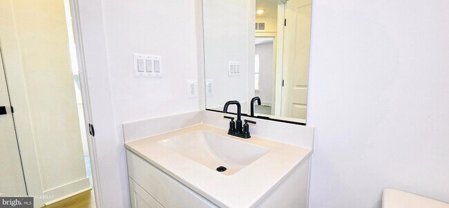 Building Photo - 1726 Blacksmith Wy