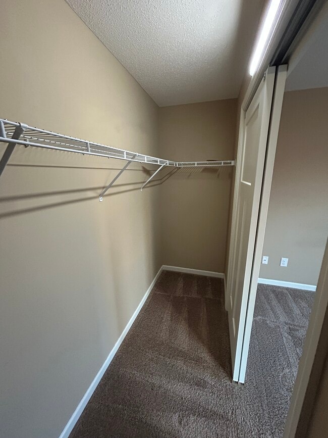 Building Photo - 1010 Van White Memorial Blvd