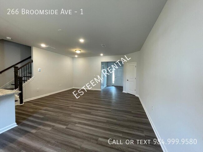 Building Photo - 266 Broomside Ave