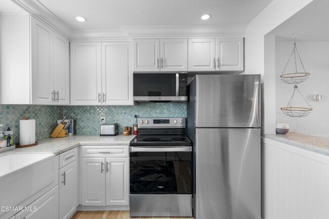 Building Photo - 4021 Yankee Dr