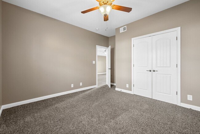 Building Photo - Stunningly Large Home Ready Today!