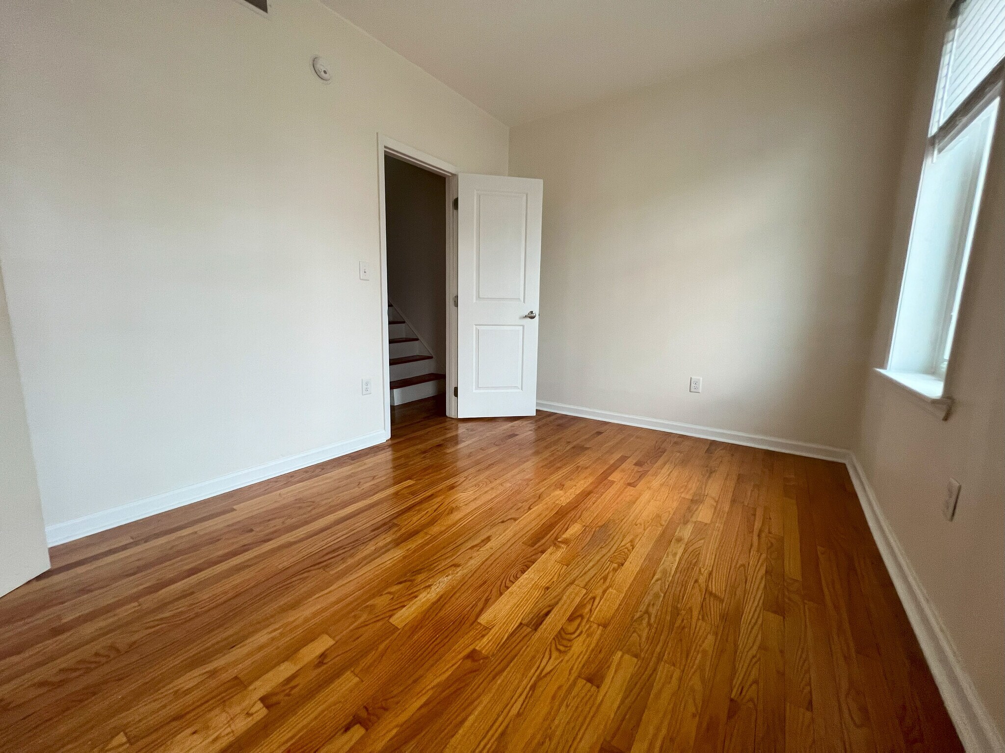 Building Photo - 1710 Snyder Ave