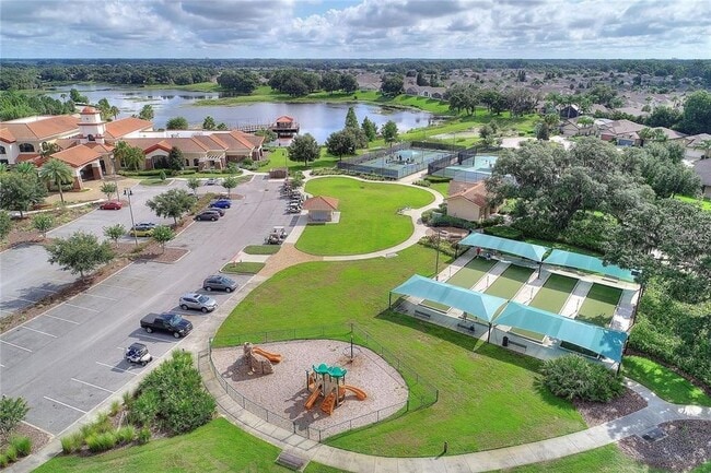 Building Photo - 576 Cantabria Dr