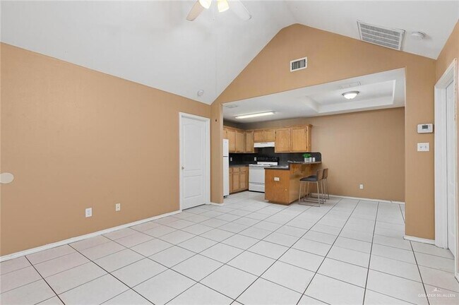 Building Photo - 2604 Ringold Cir