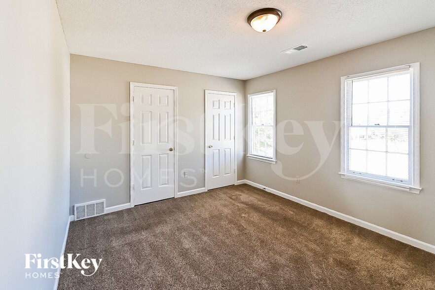 Building Photo - 7075 Germantown Trail